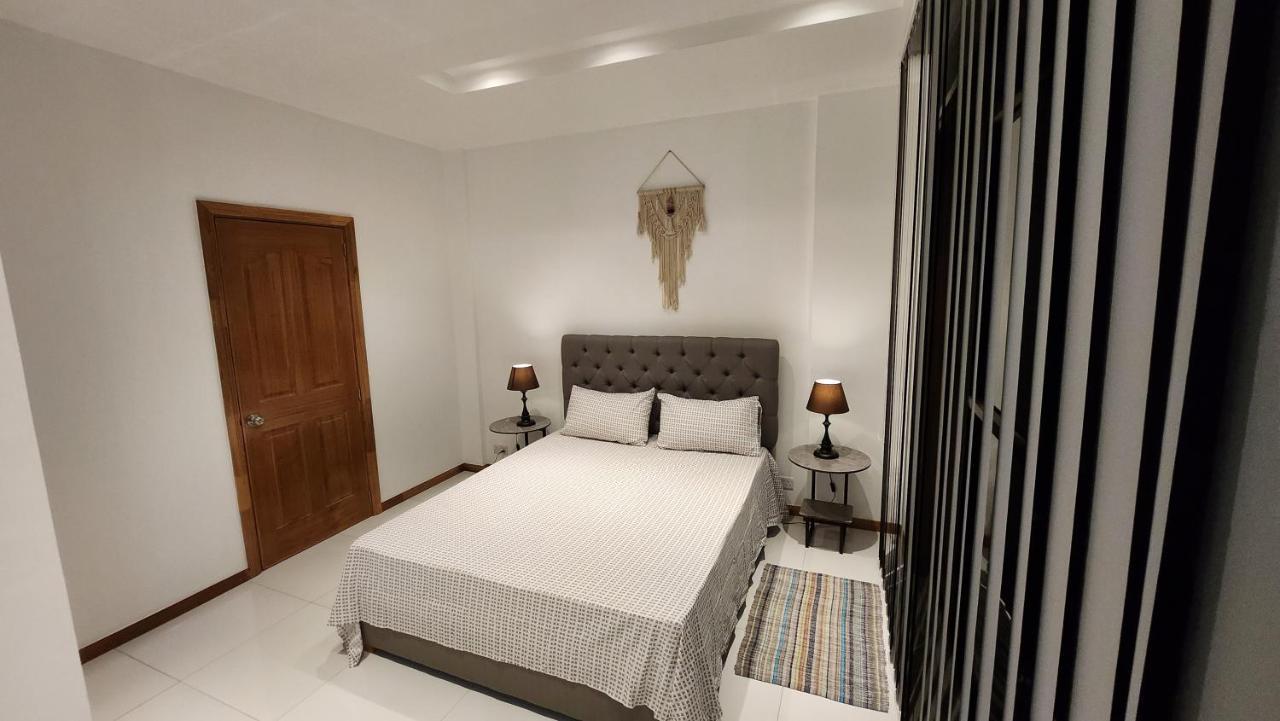 Seaview Luxury Appartment Flic-en-Flacq 외부 사진
